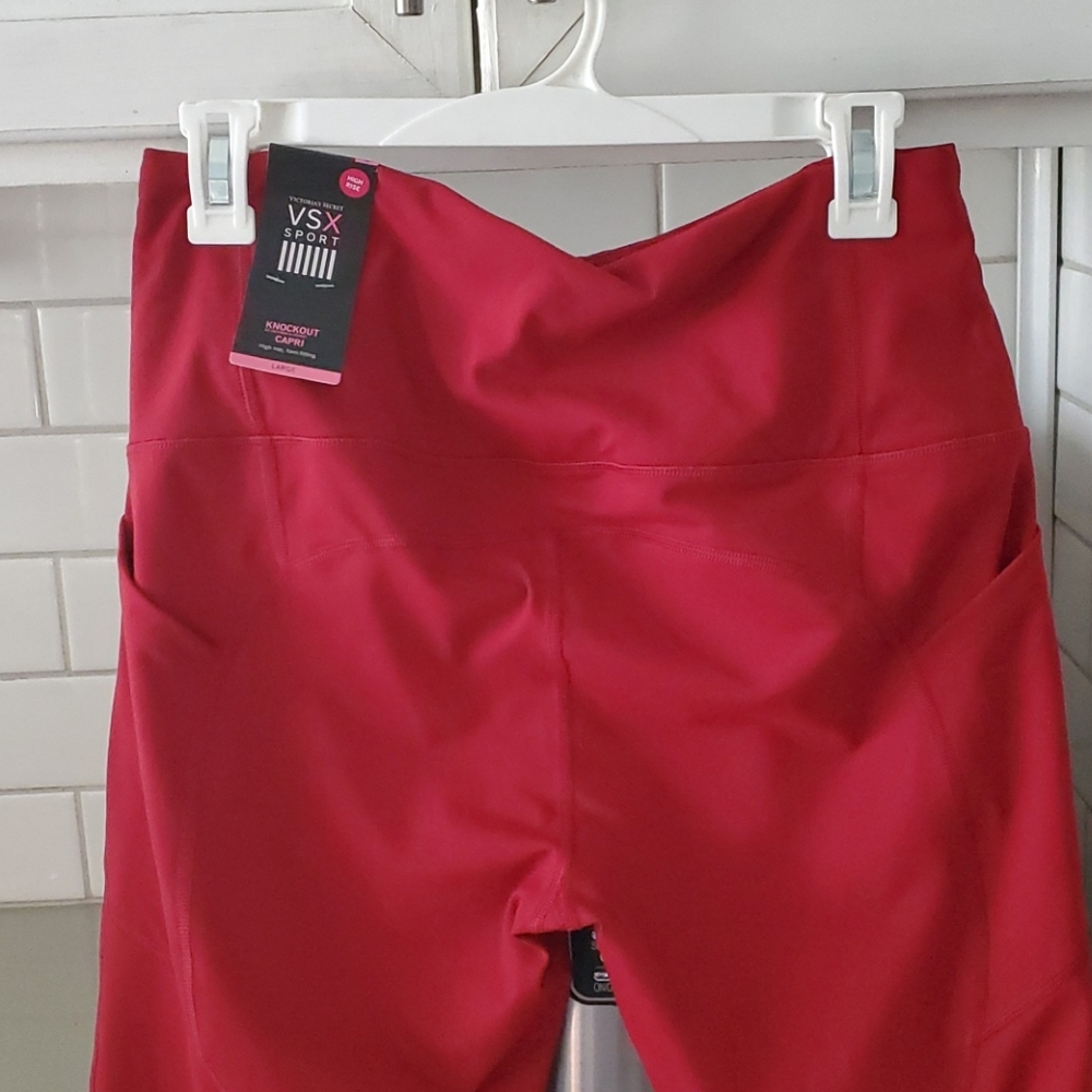 NWT Victoria's Secret knockout capri